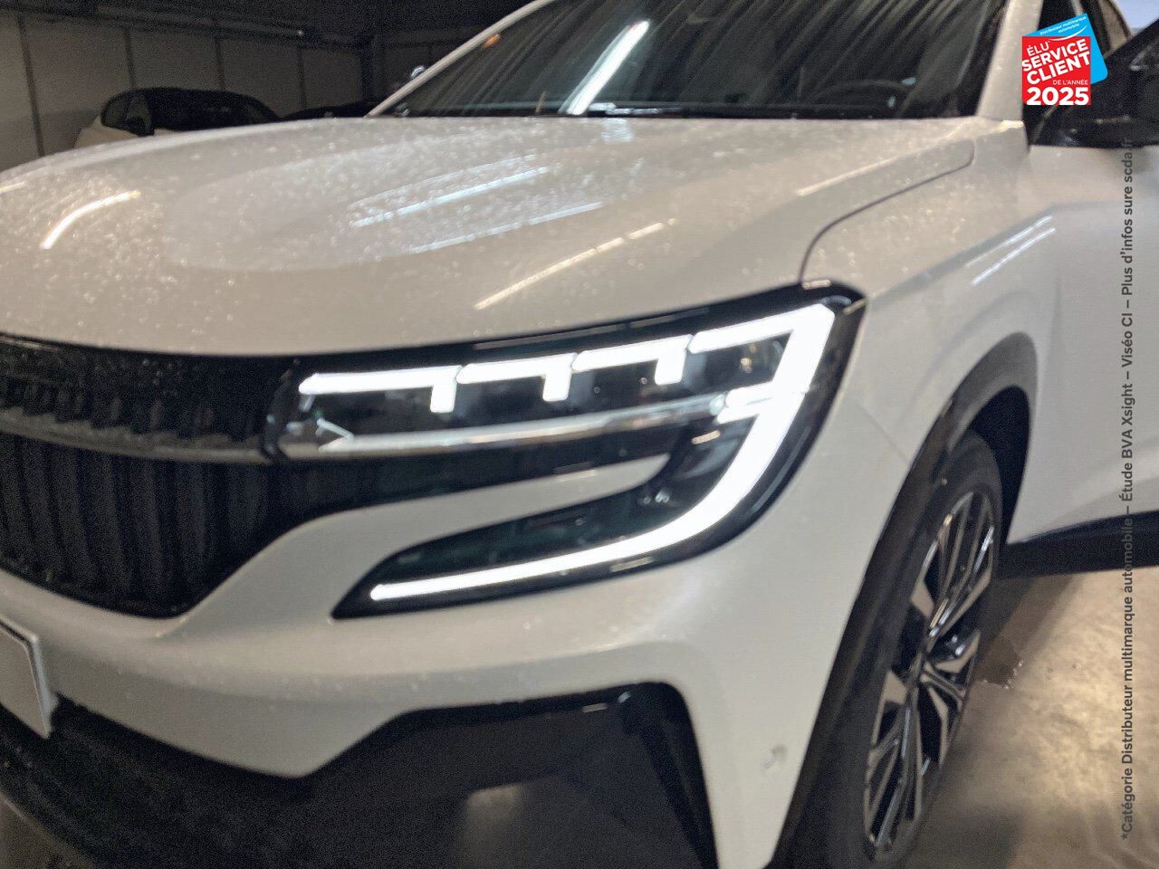 Véhicule d'occasion RENAULT ESPACE 1.2 E-TECH FULL HYBRID 200CH ICONIC 7 PLACES chez Toyota Thionville
