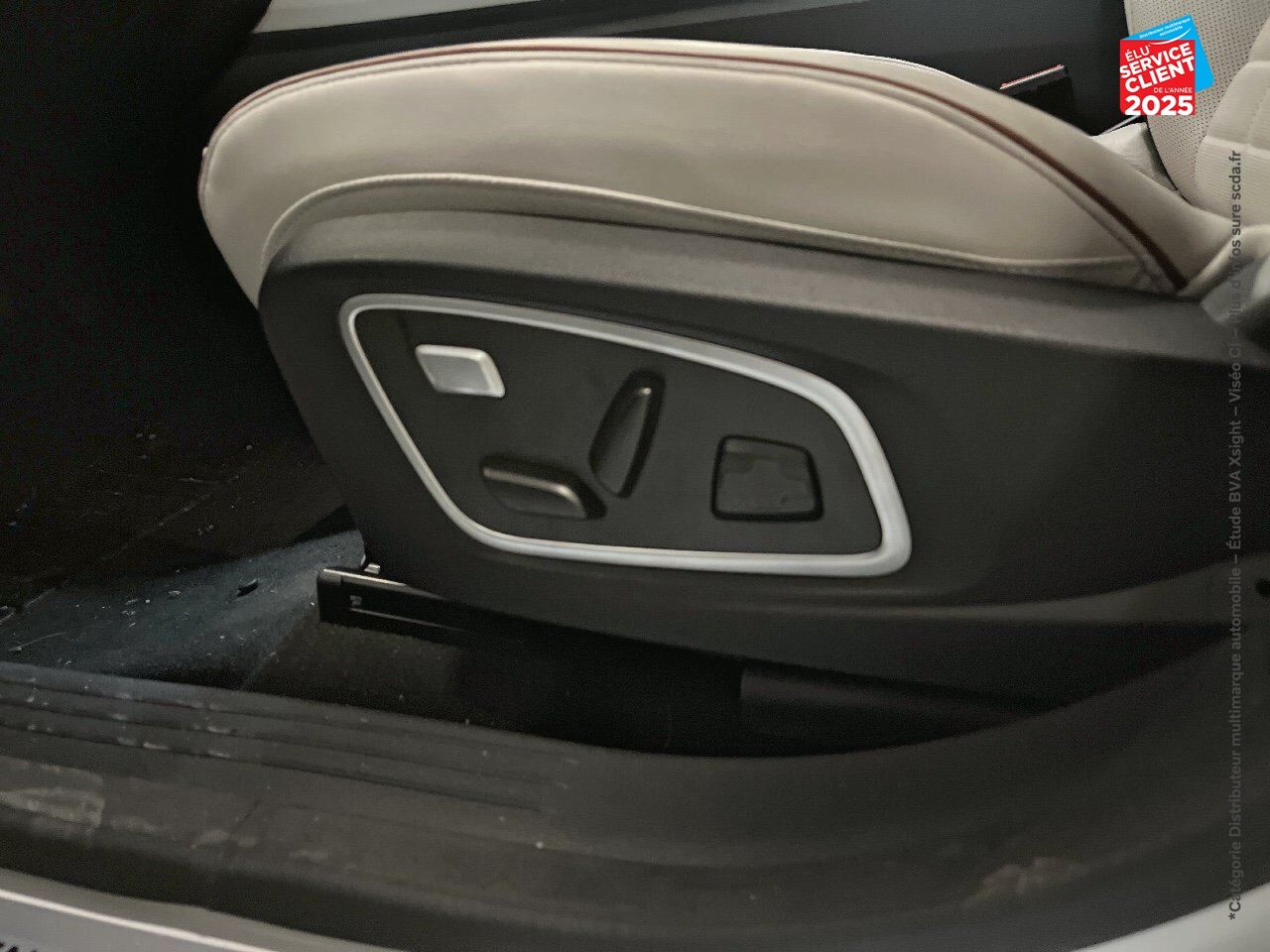 Véhicule d'occasion RENAULT ESPACE 1.2 E-TECH FULL HYBRID 200CH ICONIC 7 PLACES chez Toyota Thionville