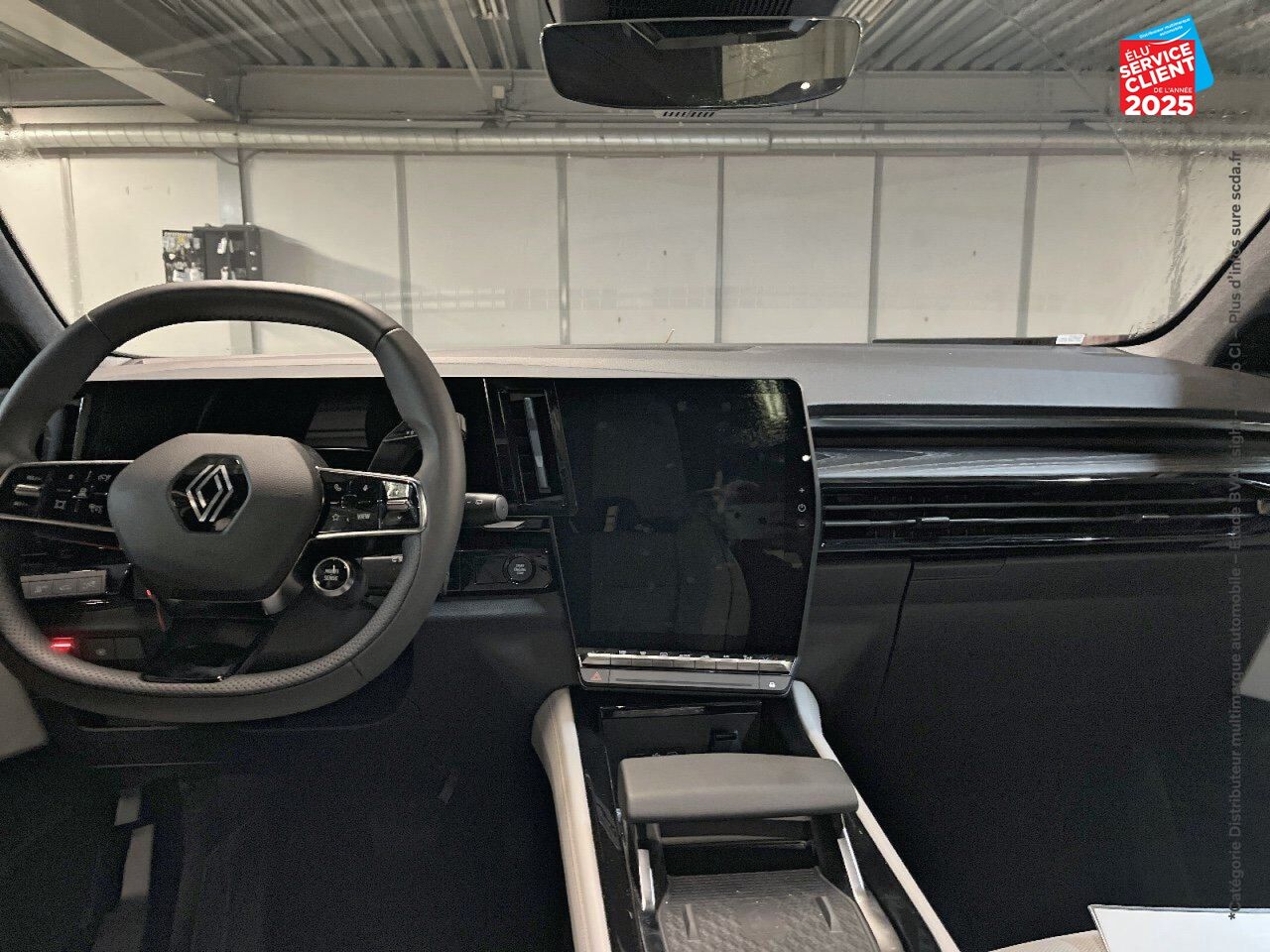 Véhicule d'occasion RENAULT ESPACE 1.2 E-TECH FULL HYBRID 200CH ICONIC 7 PLACES chez Toyota Thionville