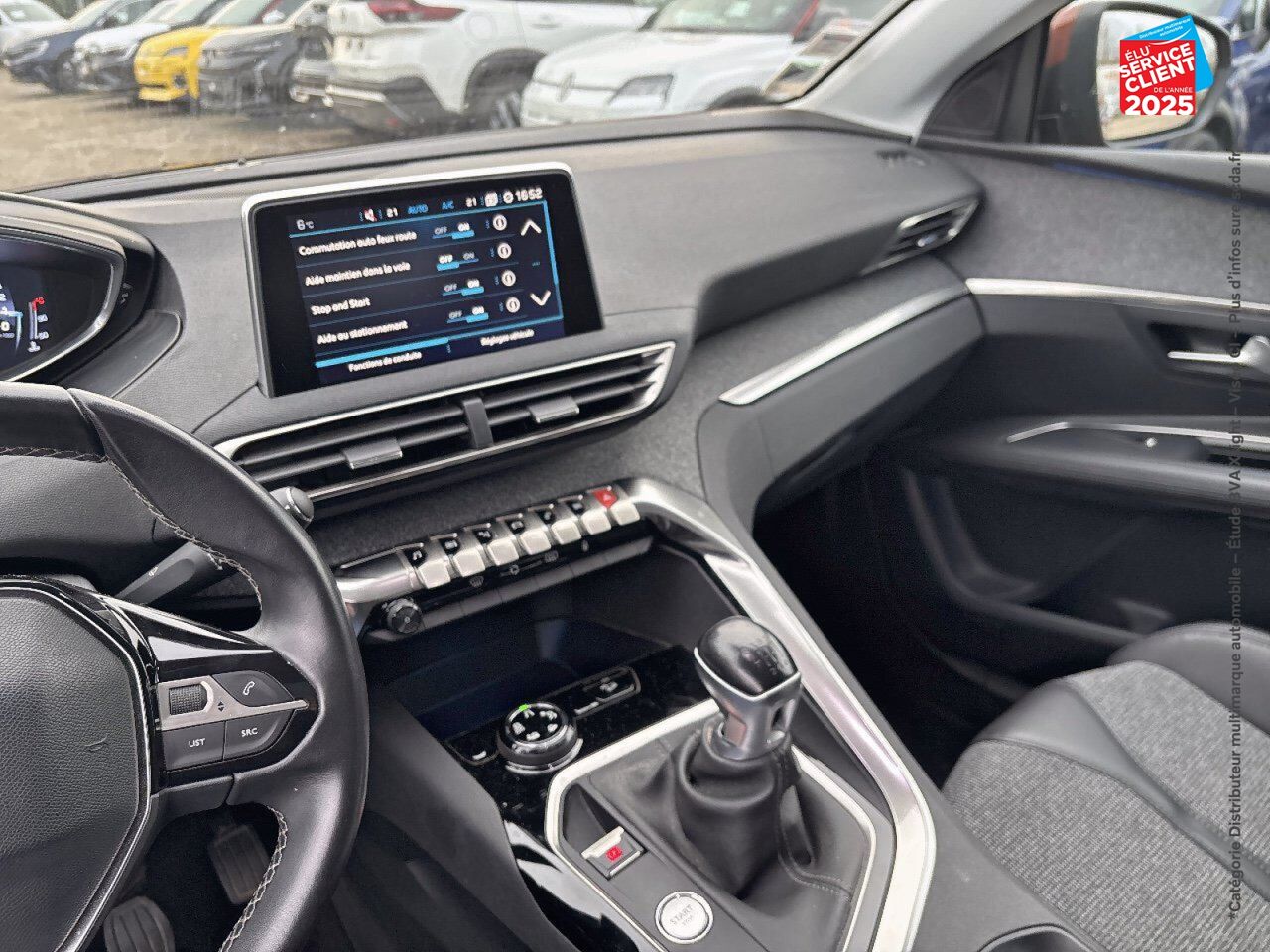 Véhicule d'occasion PEUGEOT 3008 1.2 PURETECH 130CH ALLURE SS chez Hyundai Epernay