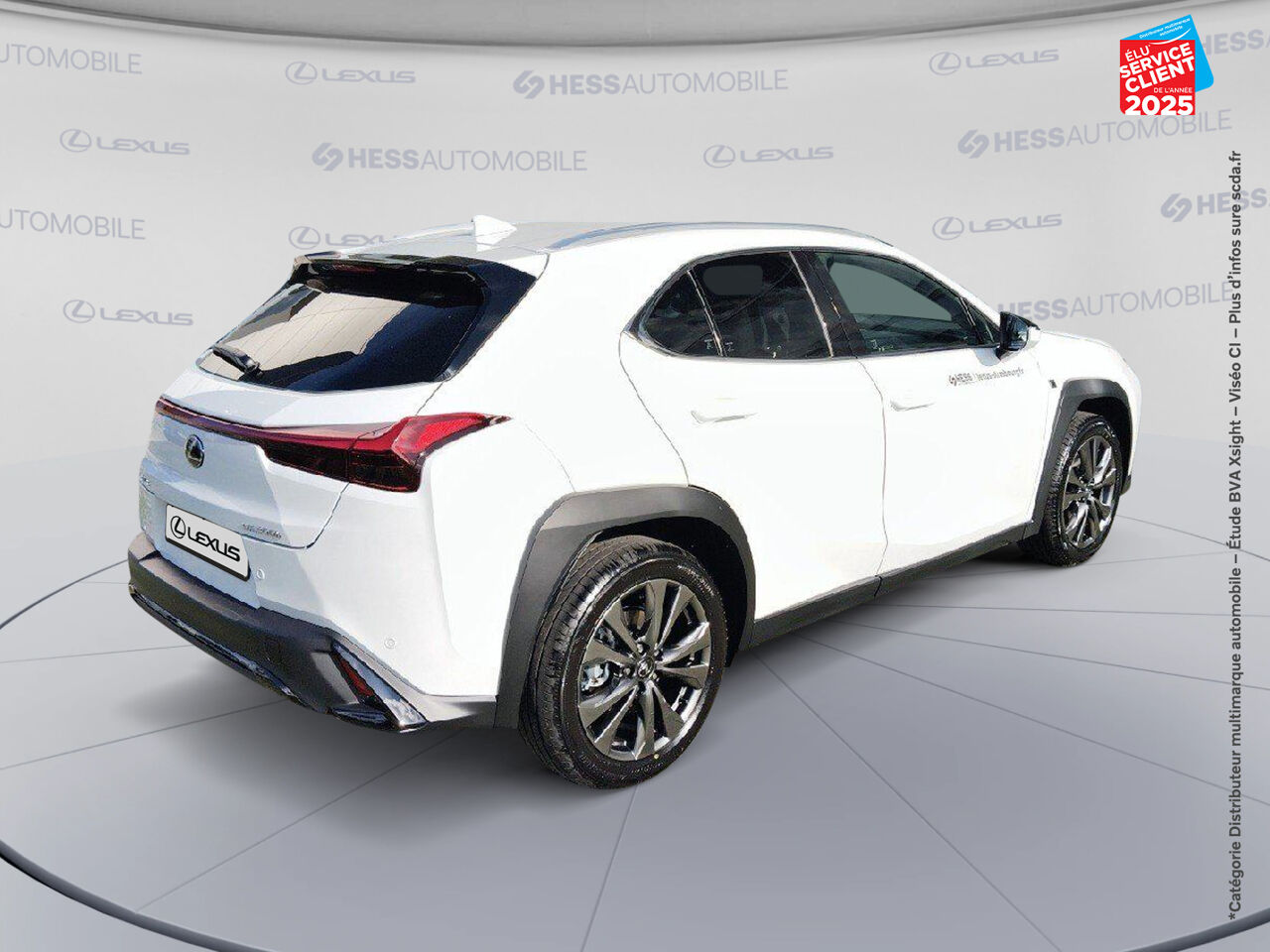 Véhicule d'occasion LEXUS UX 300H 2WD F SPORT DESIGN chez Toyota Thionville
