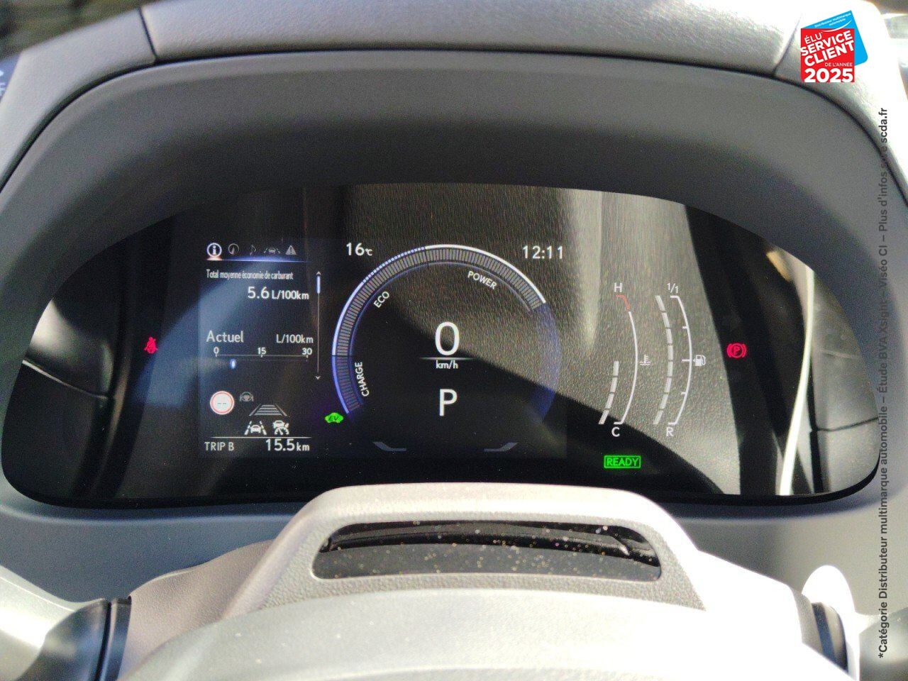 Véhicule d'occasion LEXUS UX 300H 2WD F SPORT DESIGN chez Toyota Thionville