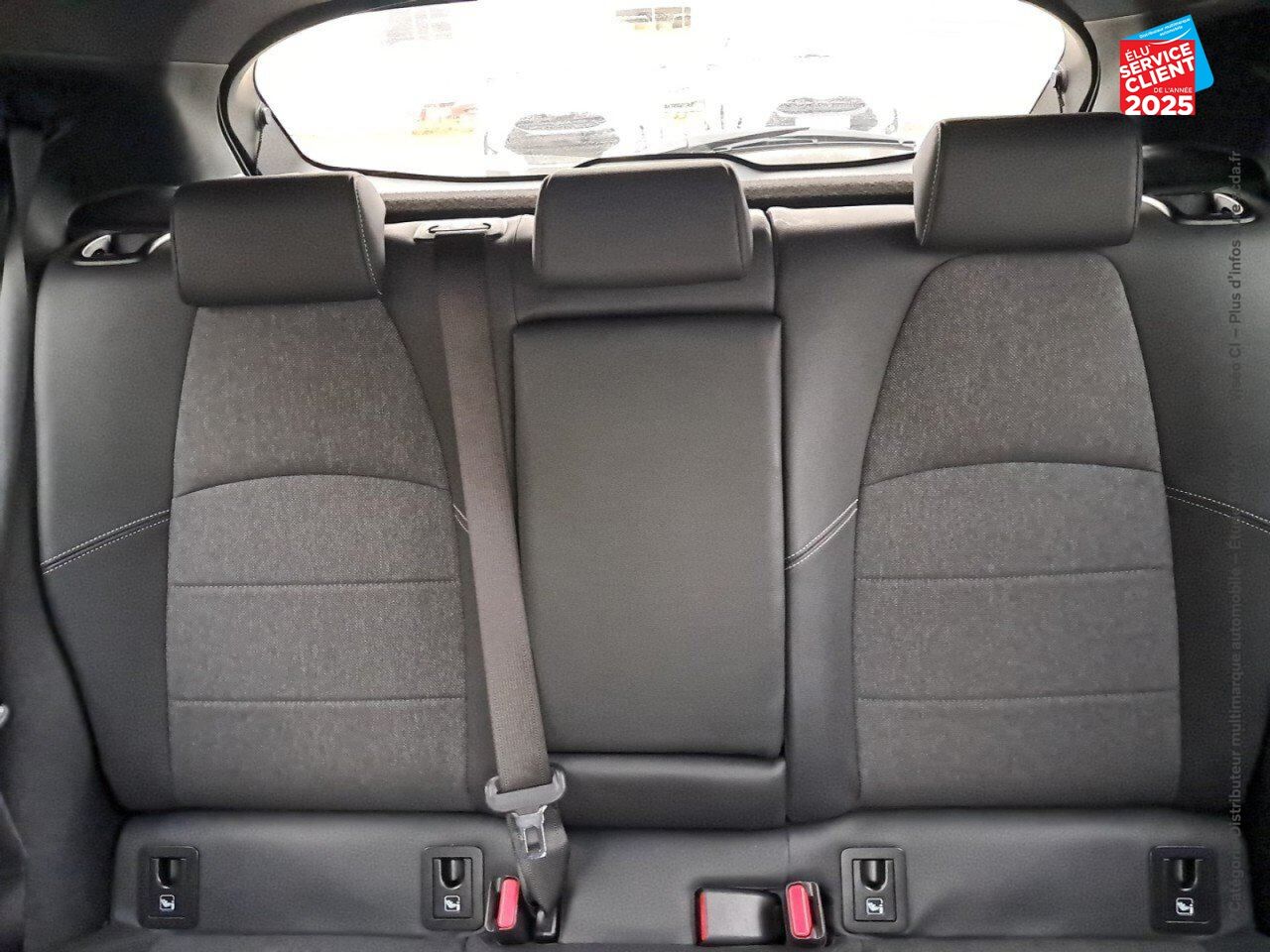 Véhicule d'occasion TOYOTA COROLLA 1.8 140CH DESIGN MY23 chez Toyota Thionville