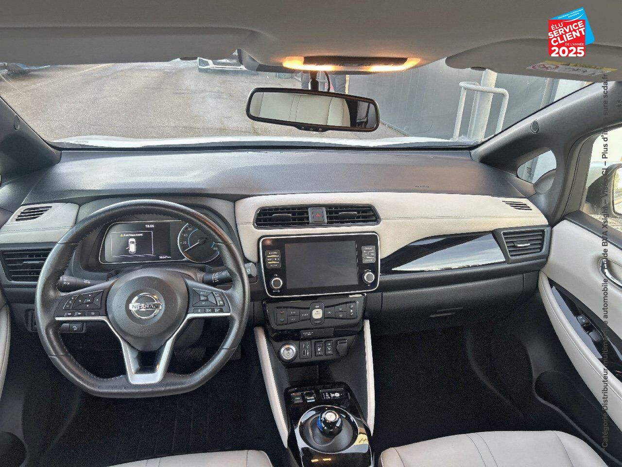 Véhicule d'occasion NISSAN LEAF 150CH 40KWH N-CONNECTA 21 chez Hyundai Reims
