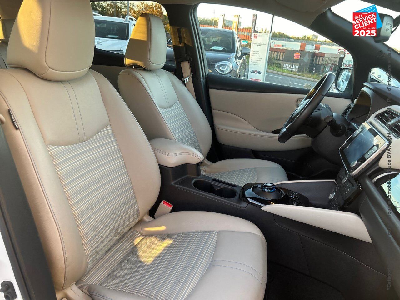 Véhicule d'occasion NISSAN LEAF 150CH 40KWH N-CONNECTA 21 chez Hyundai Reims