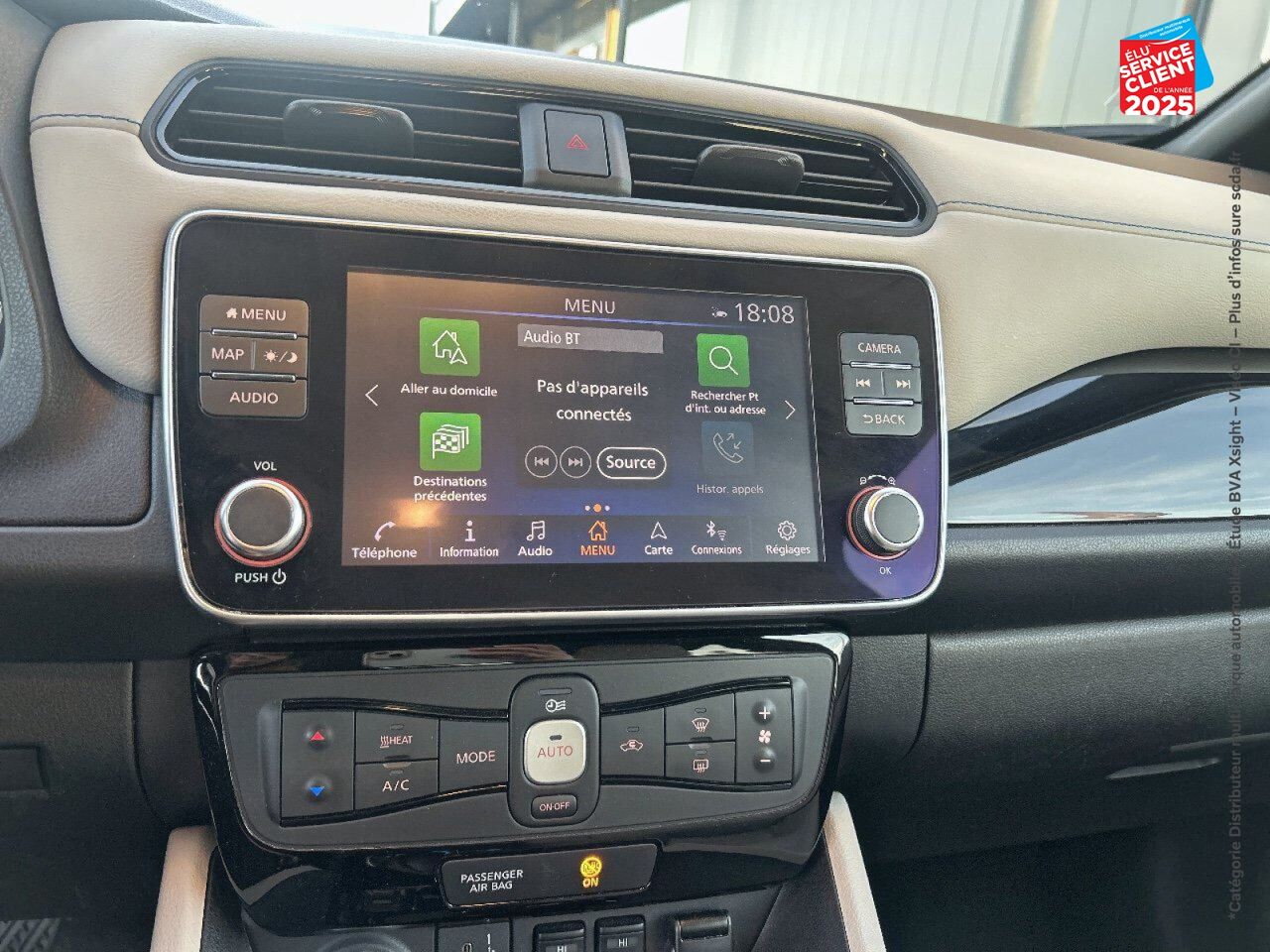 Véhicule d'occasion NISSAN LEAF 150CH 40KWH N-CONNECTA 21 chez Hyundai Reims