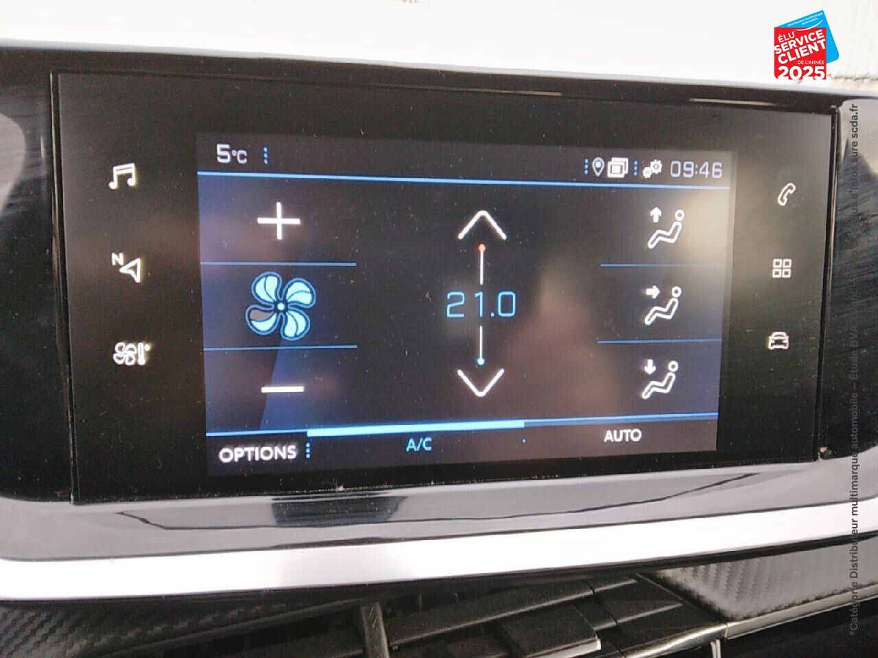 Véhicule d'occasion PEUGEOT 2008 1.2 PURETECH 100CH SS ALLURE 5CV chez Renault Colmar