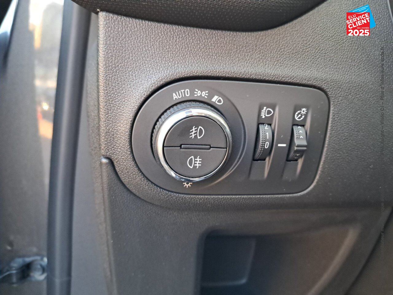 Véhicule d'occasion OPEL CROSSLAND X 1.2 TURBO 110CH ELEGANCE EURO 6D-T GPS CAMERA chez Toyota Thionville