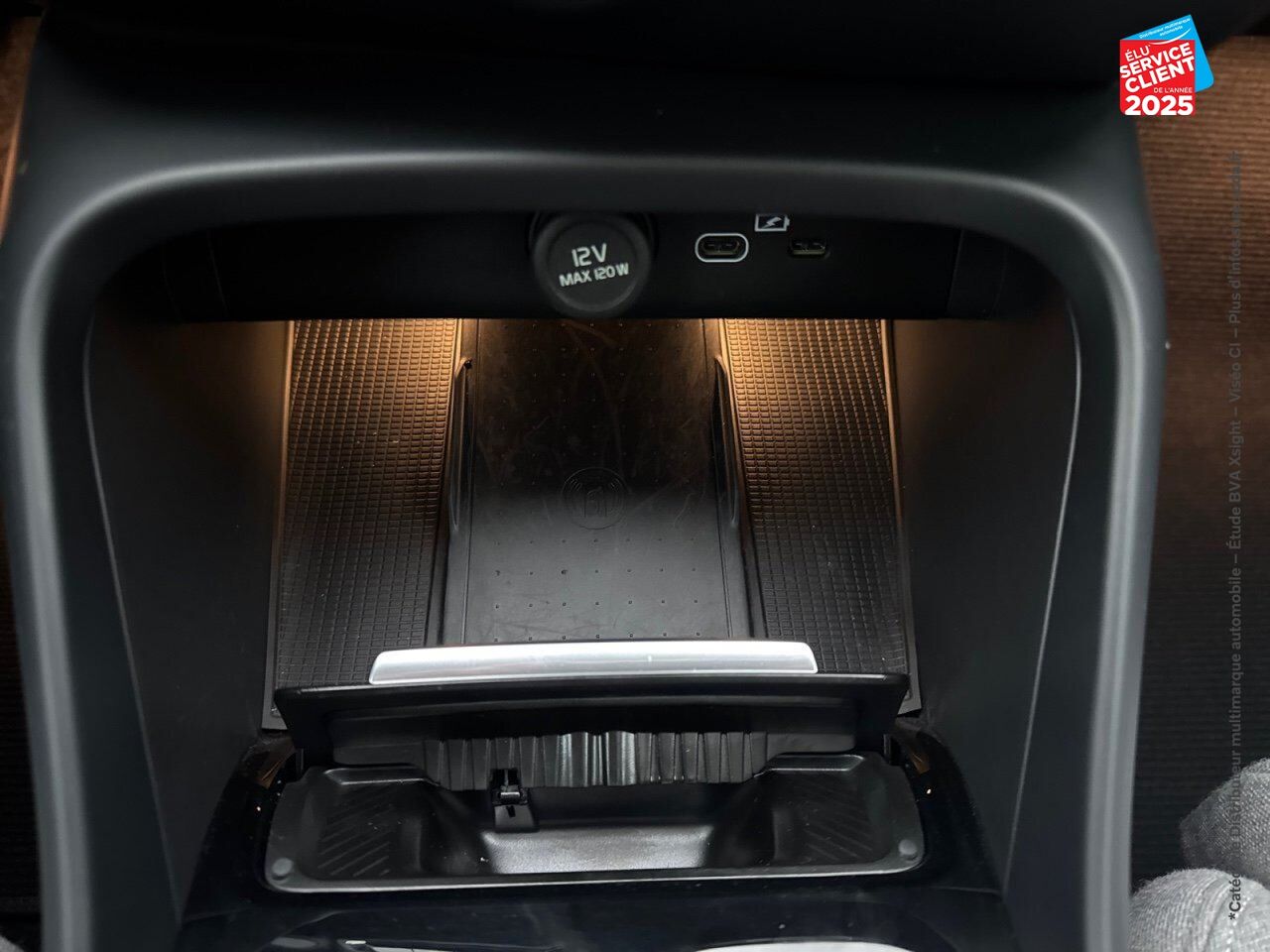 Véhicule d'occasion VOLVO C40 RECHARGE EXTENDED RANGE 252CH ULTIMATE chez Volvo Strasbourg