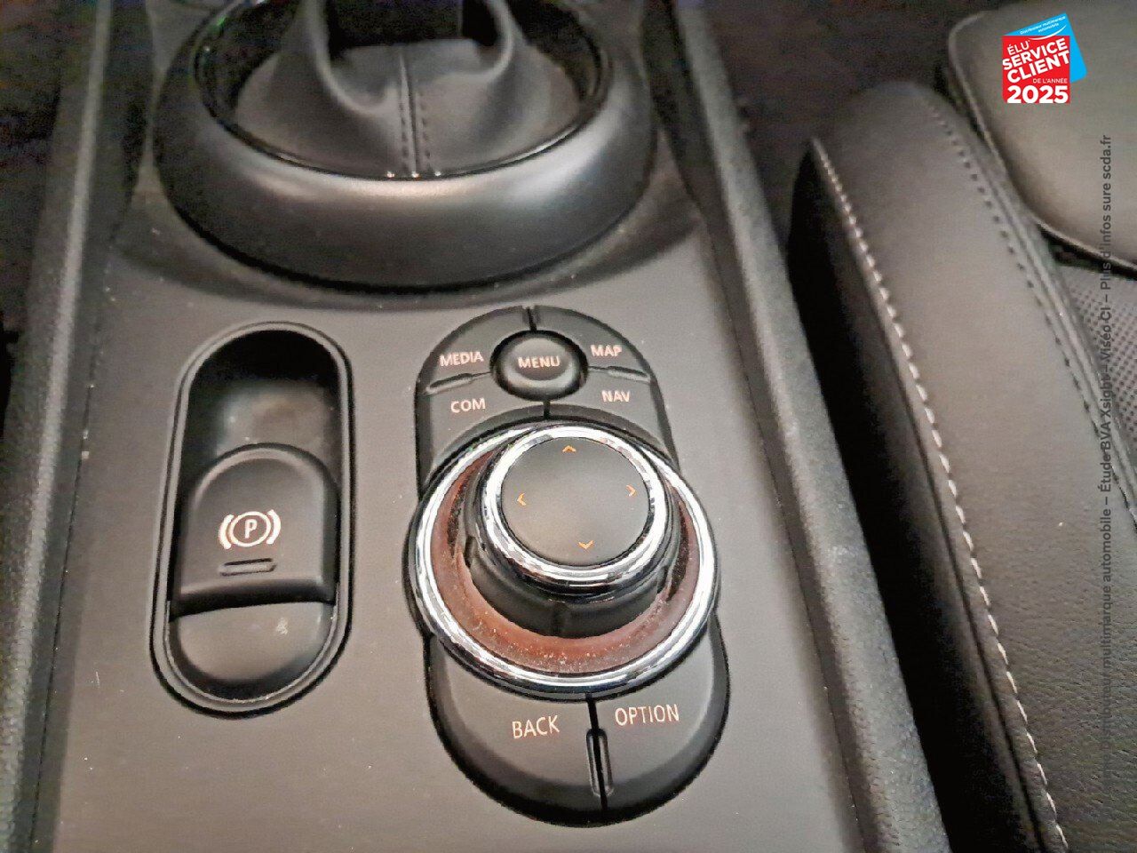 Véhicule d'occasion MINI CLUBMAN COOPER 136CH EDITION PREMIUM PLUS BVA7 chez Hyundai Epernay