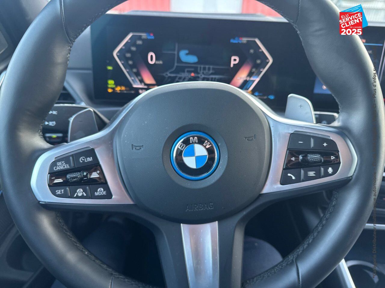 Véhicule d'occasion BMW SERIE 3 TOURING 330EA XDRIVE 292CH M SPORT chez Volvo Epernay