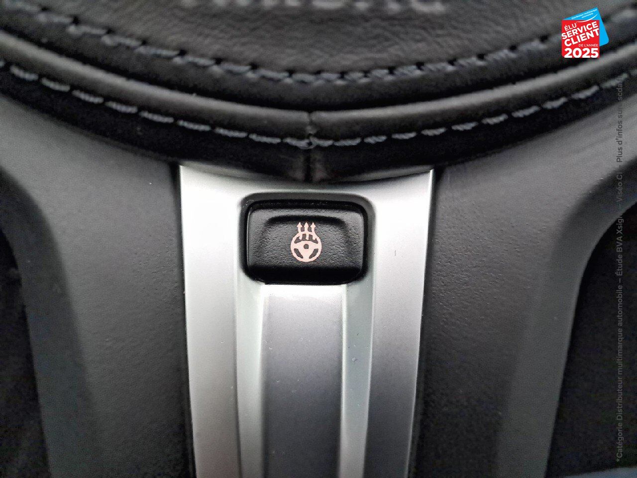 Véhicule d'occasion BMW SERIE 4 CABRIOLET M440IA XDRIVE 374CH SIEGES CHAUF/CUIR VOLANT CHAUF CAMERA H/KARDON HUD chez Renault Colmar