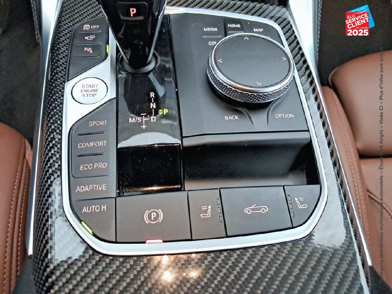 Véhicule d'occasion BMW SERIE 4 CABRIOLET M440IA XDRIVE 374CH SIEGES CHAUF/CUIR VOLANT CHAUF CAMERA H/KARDON HUD chez Renault Colmar