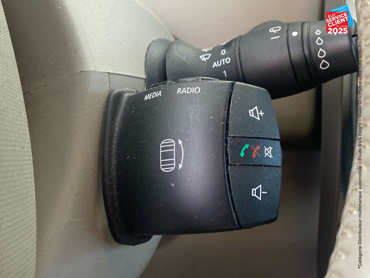 Véhicule d'occasion RENAULT ZOE EDITION ONE R110 MY19 SIEGES CUIR GPS CAMERA BOSE chez Renault Saint-Louis