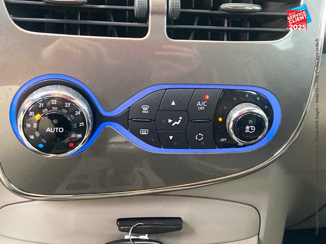 Véhicule d'occasion RENAULT ZOE EDITION ONE R110 MY19 SIEGES CUIR GPS CAMERA BOSE chez Renault Saint-Louis