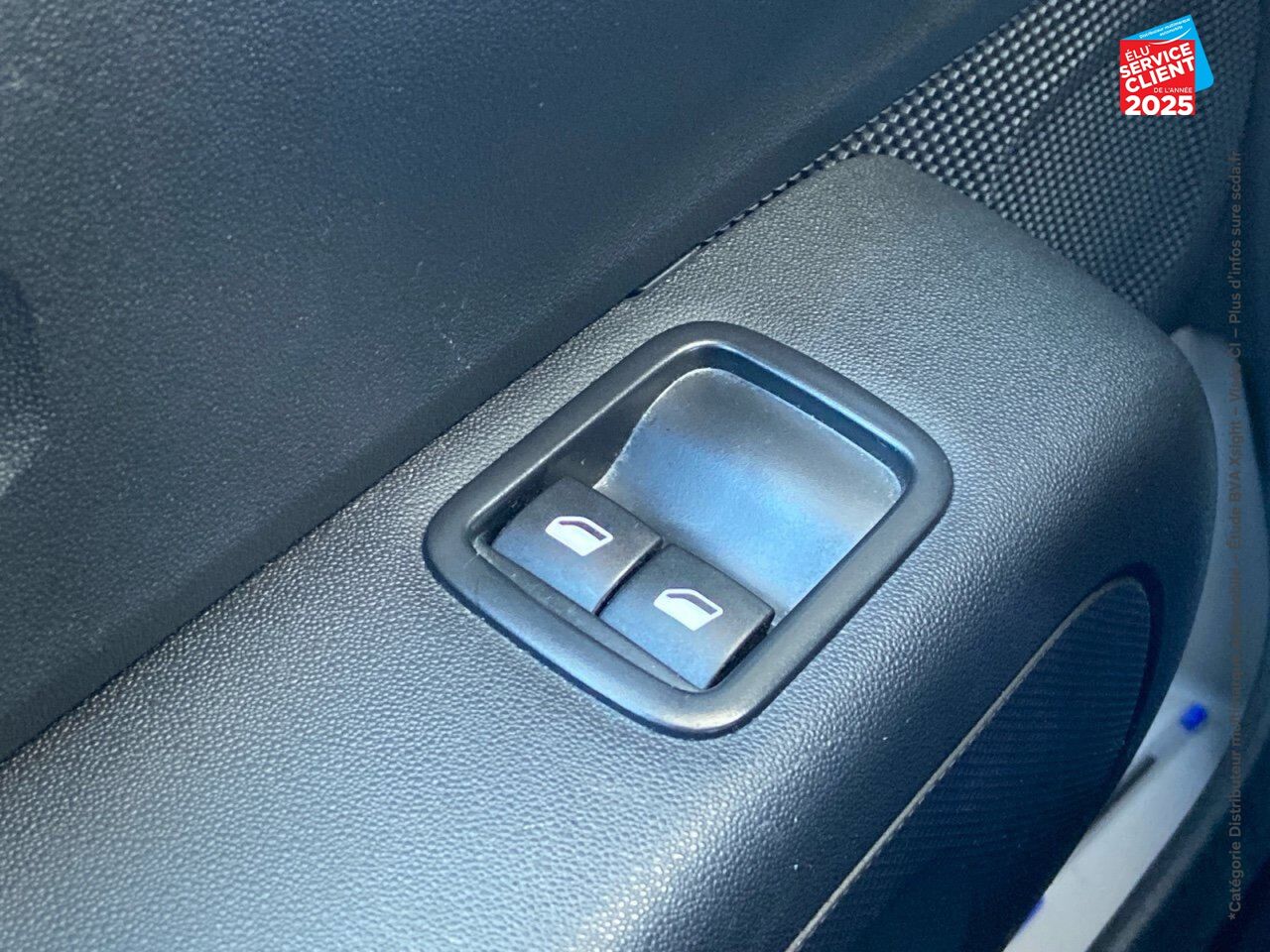 Véhicule d'occasion CITROEN C3 PURETECH 110CH FEEL SS E6.D chez Toyota Sarreguemines