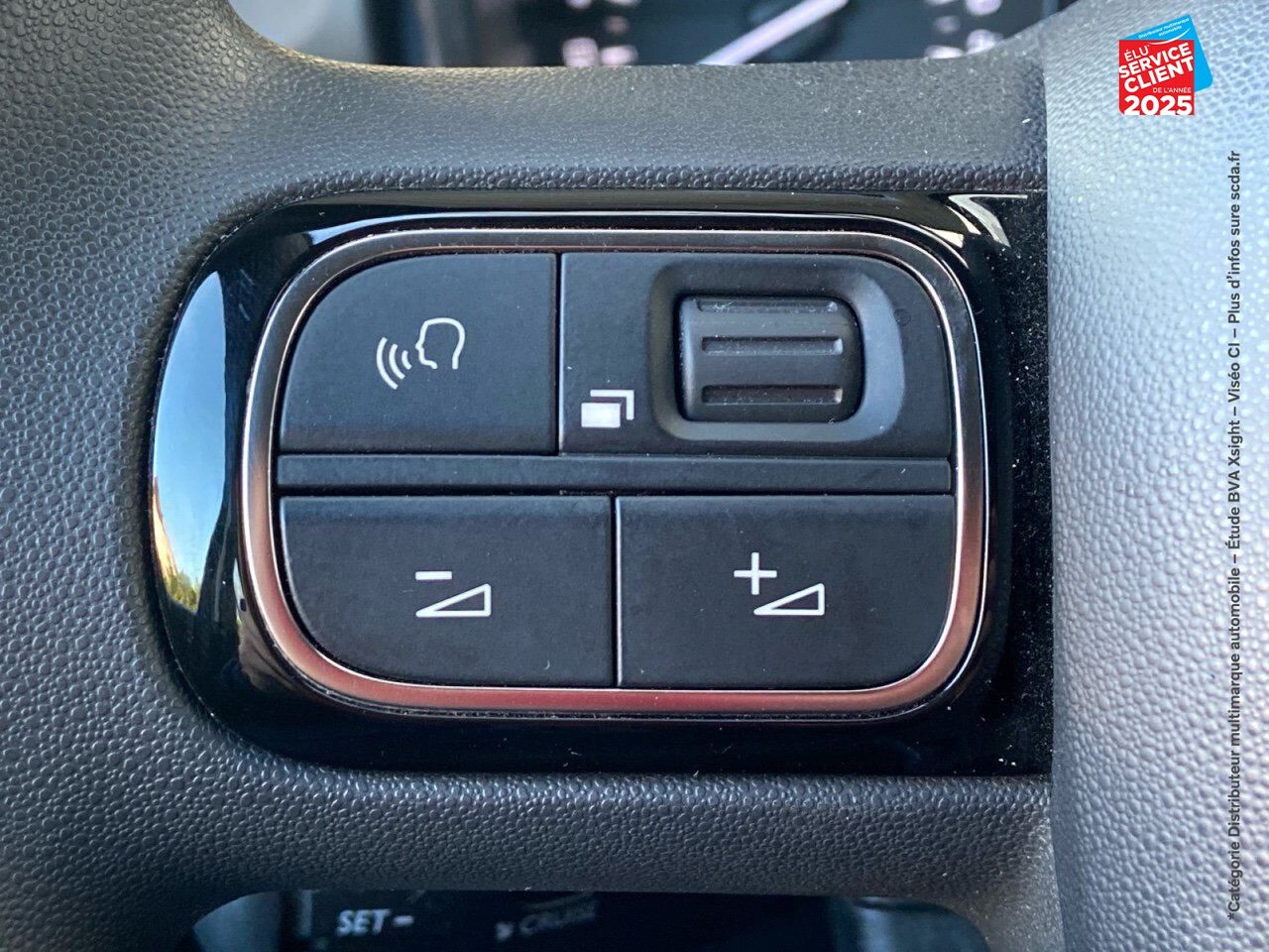 Véhicule d'occasion CITROEN C3 PURETECH 110CH FEEL SS E6.D chez Toyota Sarreguemines