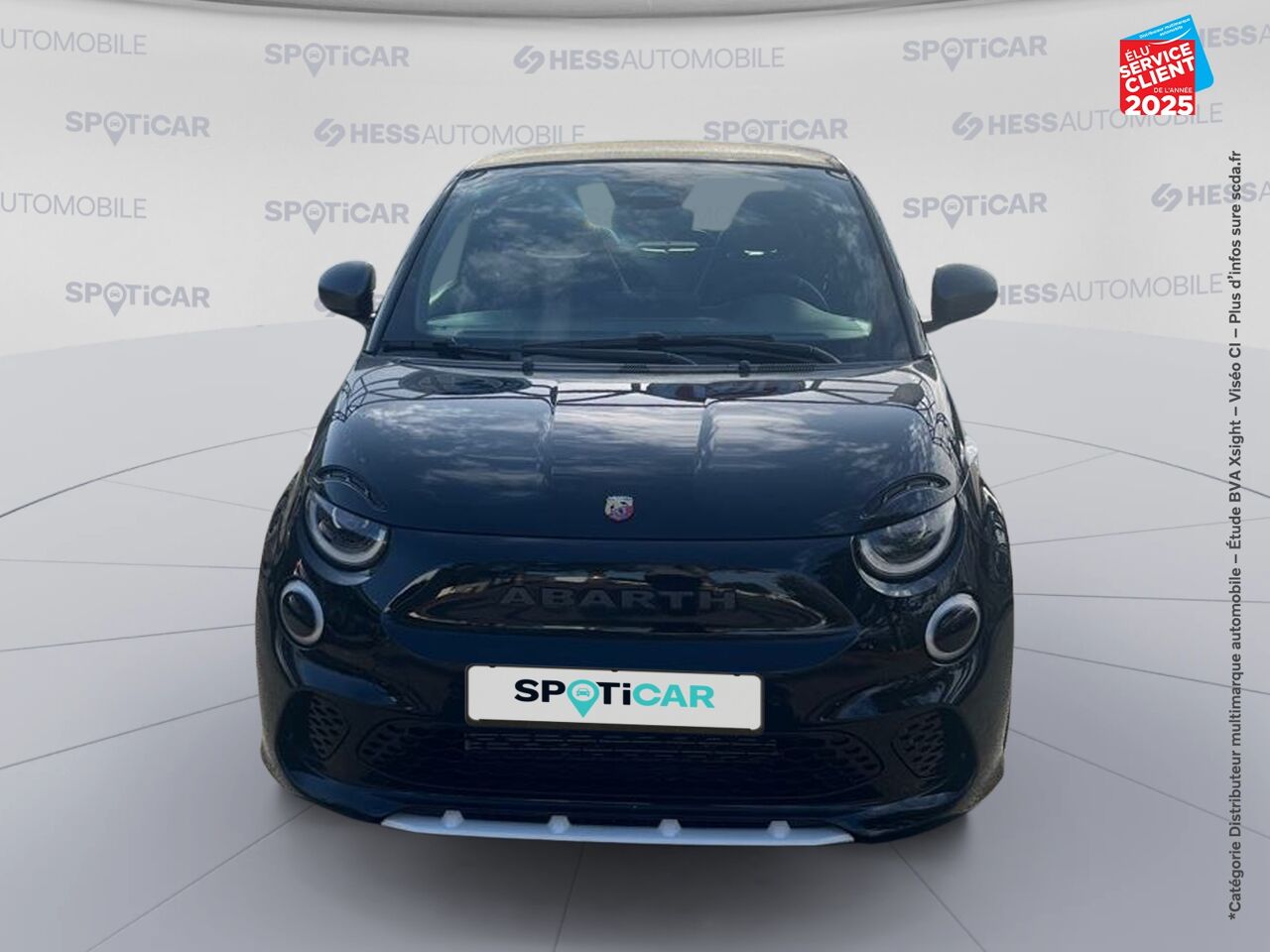 Véhicule d'occasion ABARTH 500C E 155CH PACK chez MINI Lons-Le-Saunier