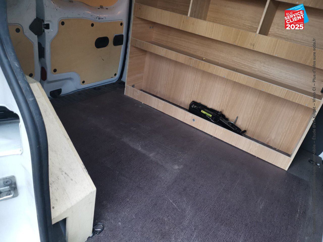 Véhicule d'occasion RENAULT KANGOO EXPRESS 1.5 BLUE DCI 80CH GRAND CONFORT chez Renault Montbéliard