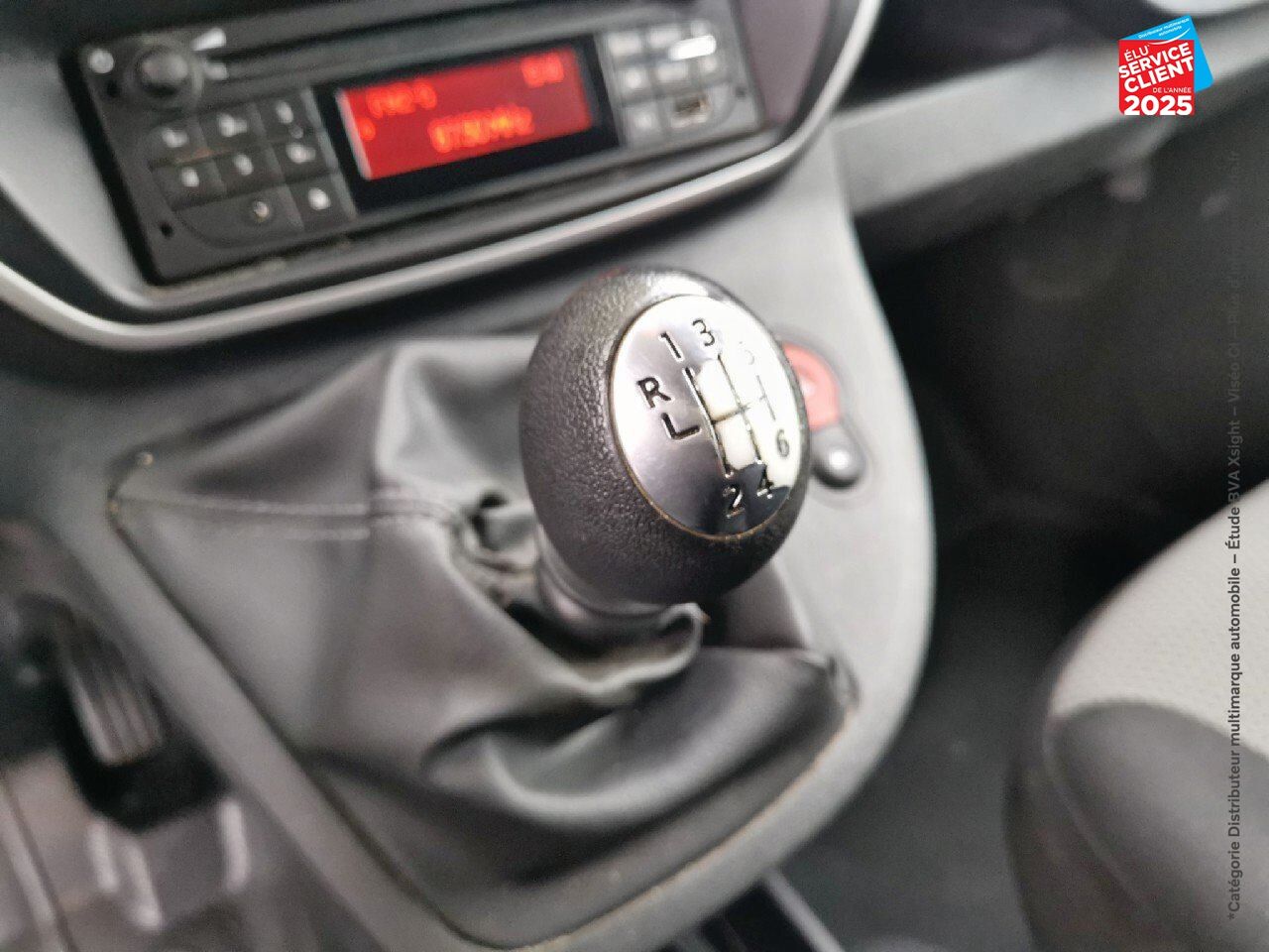Véhicule d'occasion RENAULT KANGOO EXPRESS 1.5 BLUE DCI 80CH GRAND CONFORT chez Renault Montbéliard