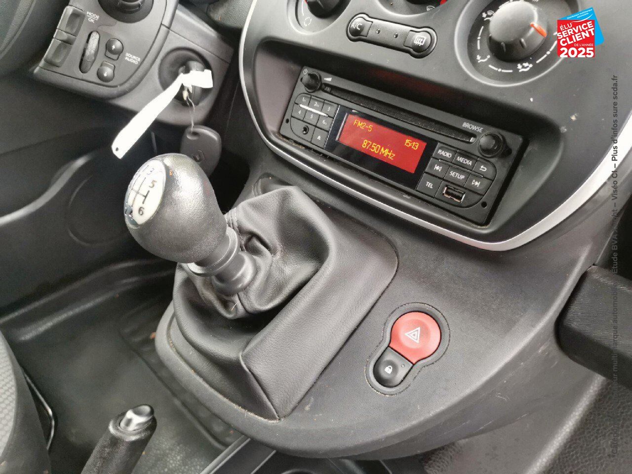 Véhicule d'occasion RENAULT KANGOO EXPRESS 1.5 BLUE DCI 80CH GRAND CONFORT chez Renault Montbéliard
