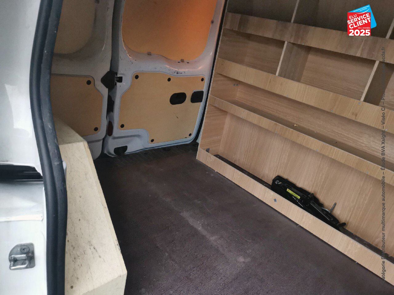 Véhicule d'occasion RENAULT KANGOO EXPRESS 1.5 BLUE DCI 80CH GRAND CONFORT 5CV chez Toyota Bar le Duc