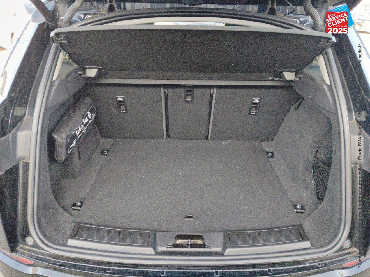 Véhicule d'occasion LAND-ROVER RANGE ROVER EVOQUE 2.0 D 150CH S TPANO SIEGES CUIR GPS CAMERA CARPLAY chez Volvo Epernay