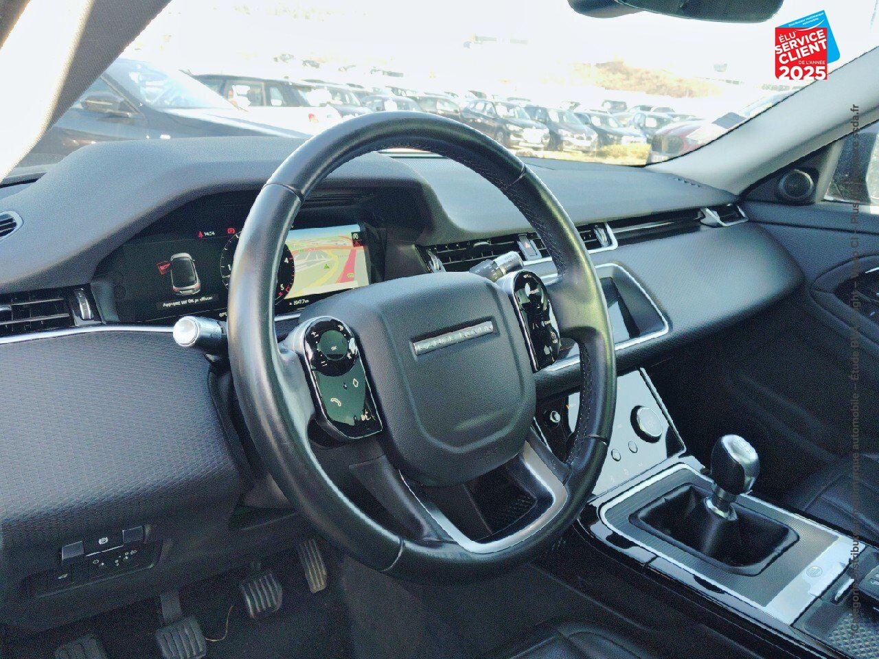 Véhicule d'occasion LAND-ROVER RANGE ROVER EVOQUE 2.0 D 150CH S TPANO SIEGES CUIR GPS CAMERA CARPLAY chez Volvo Epernay