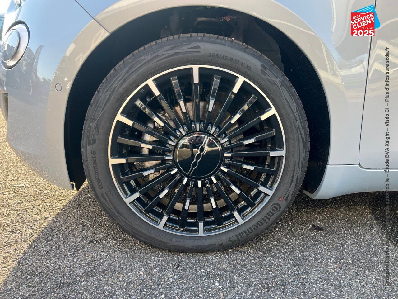 Véhicule d'occasion FIAT 500C E 118CH LA PRIMA MY24 chez Toyota Sarreguemines
