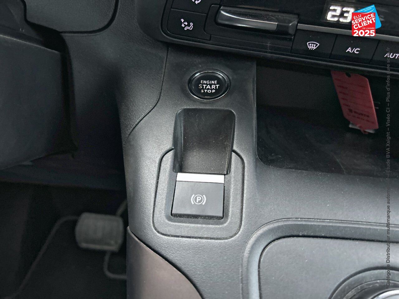 Véhicule d'occasion PEUGEOT RIFTER 1.2 PURETECH 130CH SS STANDARD GT LINE EAT8 chez Toyota Saint Dizier