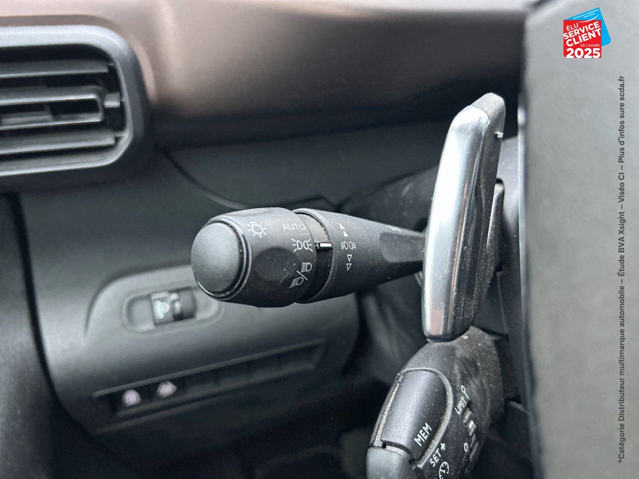 Véhicule d'occasion PEUGEOT RIFTER 1.2 PURETECH 130CH SS STANDARD GT LINE EAT8 chez Toyota Saint Dizier