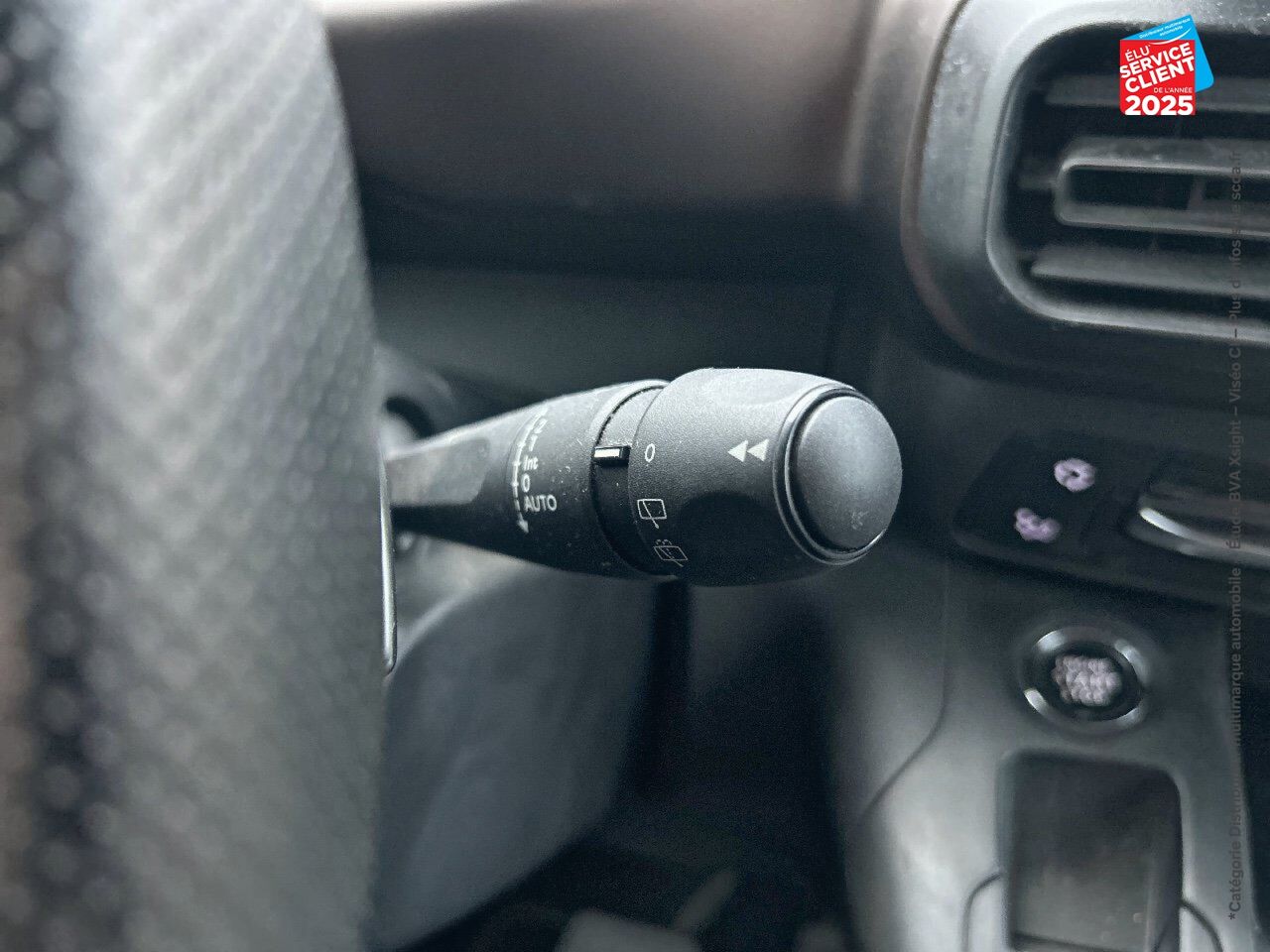 Véhicule d'occasion PEUGEOT RIFTER 1.2 PURETECH 130CH SS STANDARD GT LINE EAT8 chez Toyota Saint Dizier
