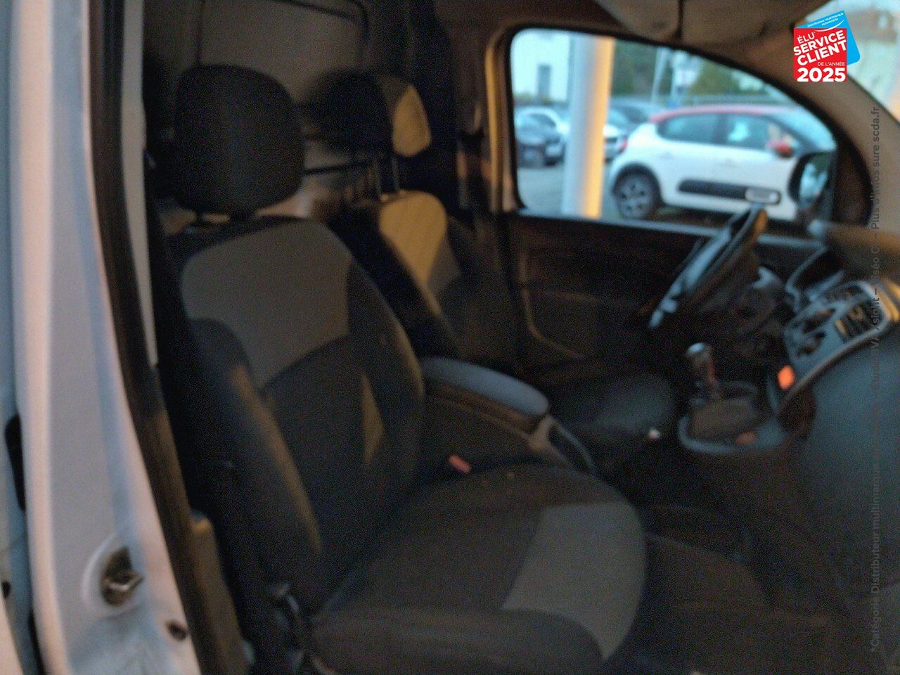 Véhicule d'occasion RENAULT KANGOO EXPRESS 1.5 BLUE DCI 80CH GRAND CONFORT chez Renault Sélestat
