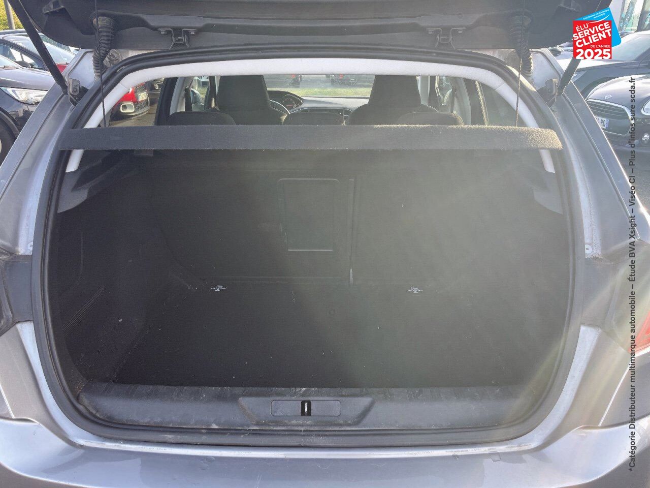 Véhicule d'occasion PEUGEOT 308 1.2 PURETECH 110CH ALLURE S/S 5P GPS RADAR AR chez Peugeot Reims