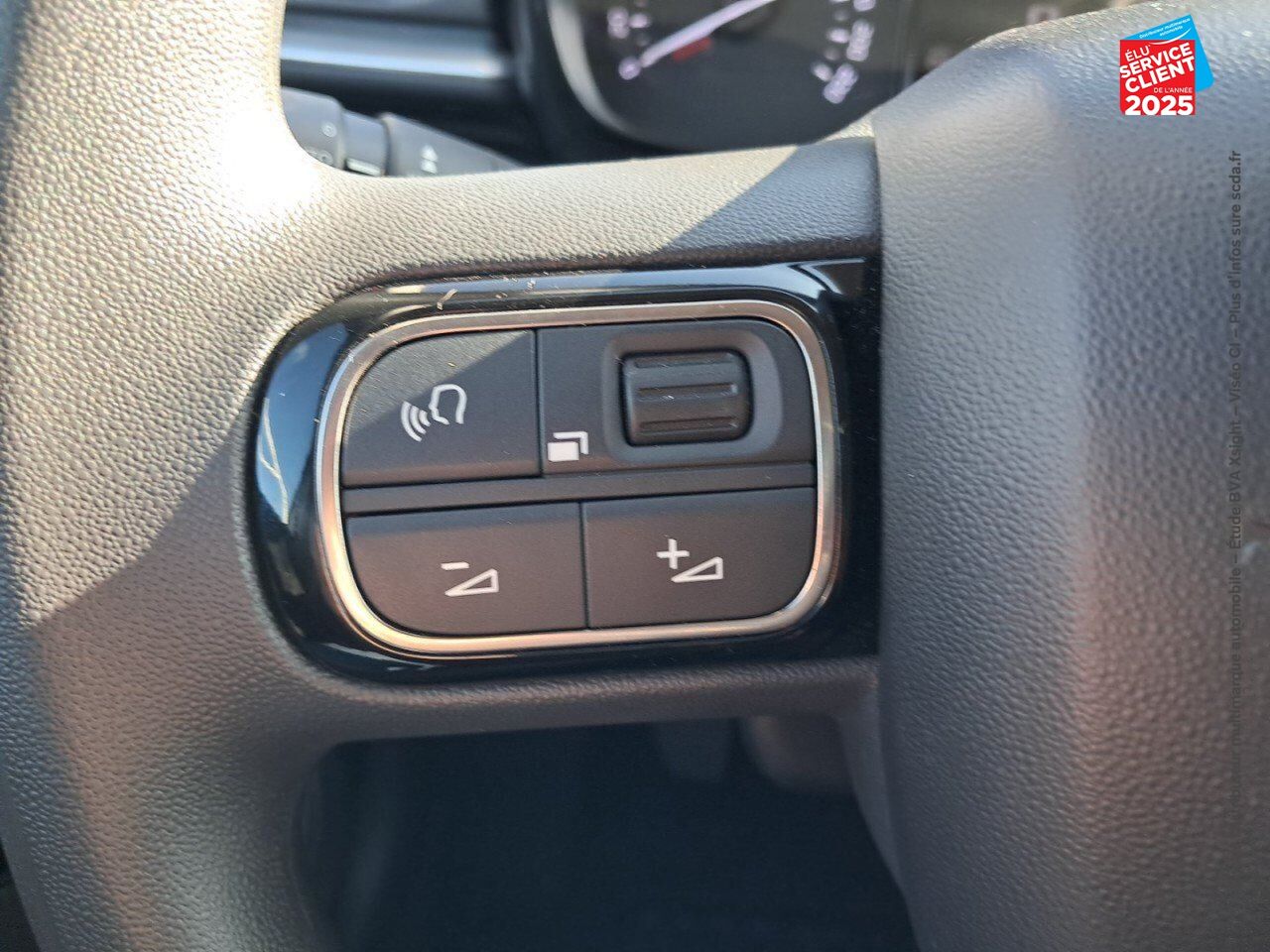 Véhicule d'occasion CITROEN C3 1.2 PURETECH 83CH S/S C-SERIES 123G CARPLAY chez Nissan Strasbourg