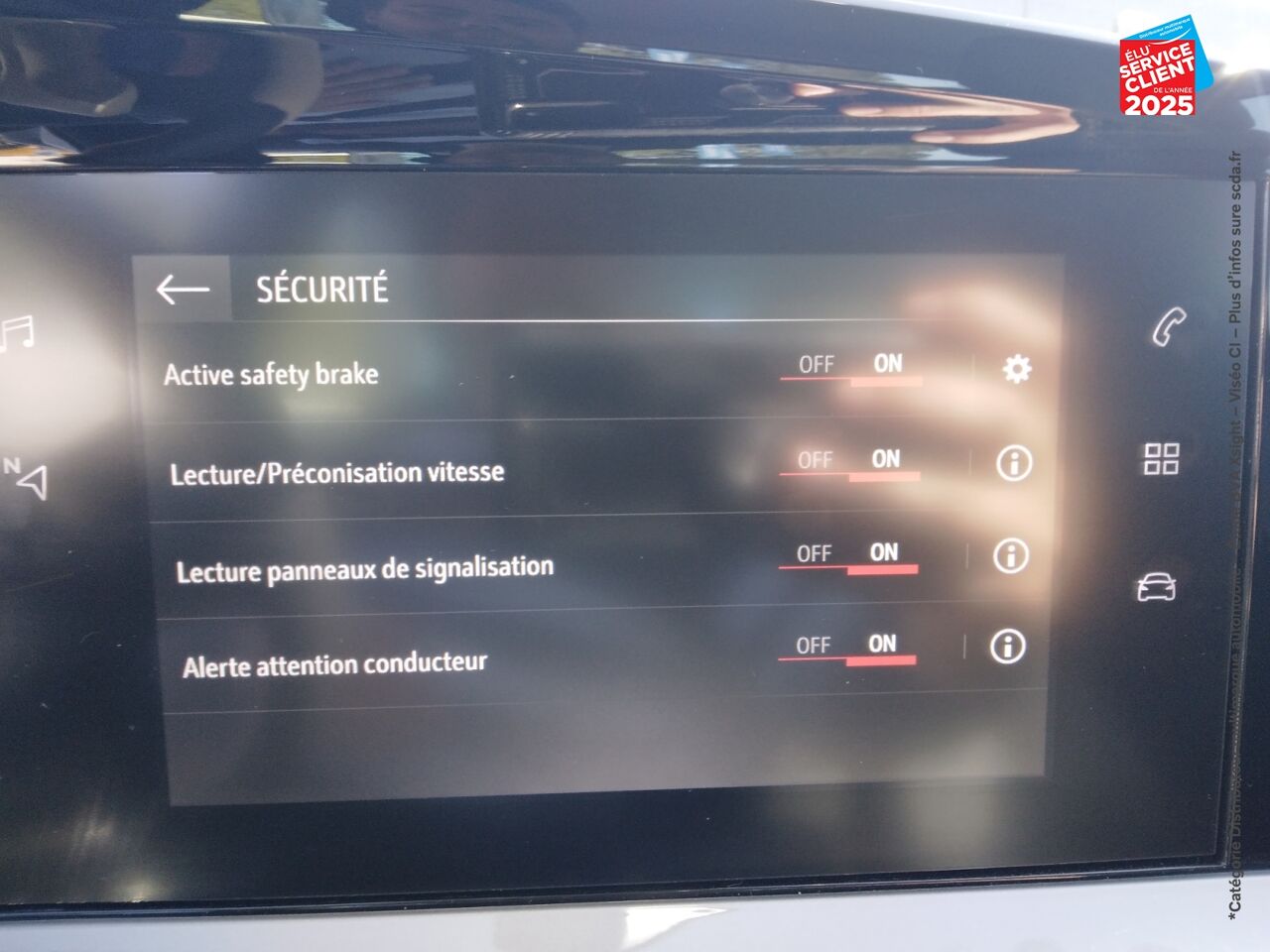 Véhicule d'occasion OPEL MOKKA 1.2 TURBO 100CH ELEGANCE chez Renault Saint-Louis