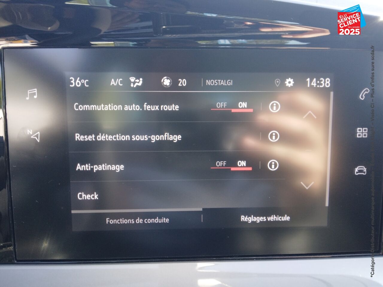 Véhicule d'occasion OPEL MOKKA 1.2 TURBO 100CH ELEGANCE chez Renault Saint-Louis