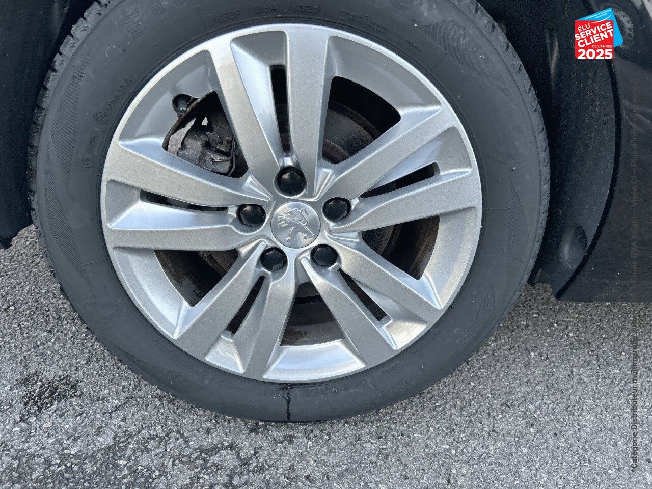 Véhicule d'occasion PEUGEOT 308 SW 1.2 PURETECH 110CH SS ACTIVE chez Renault Sélestat