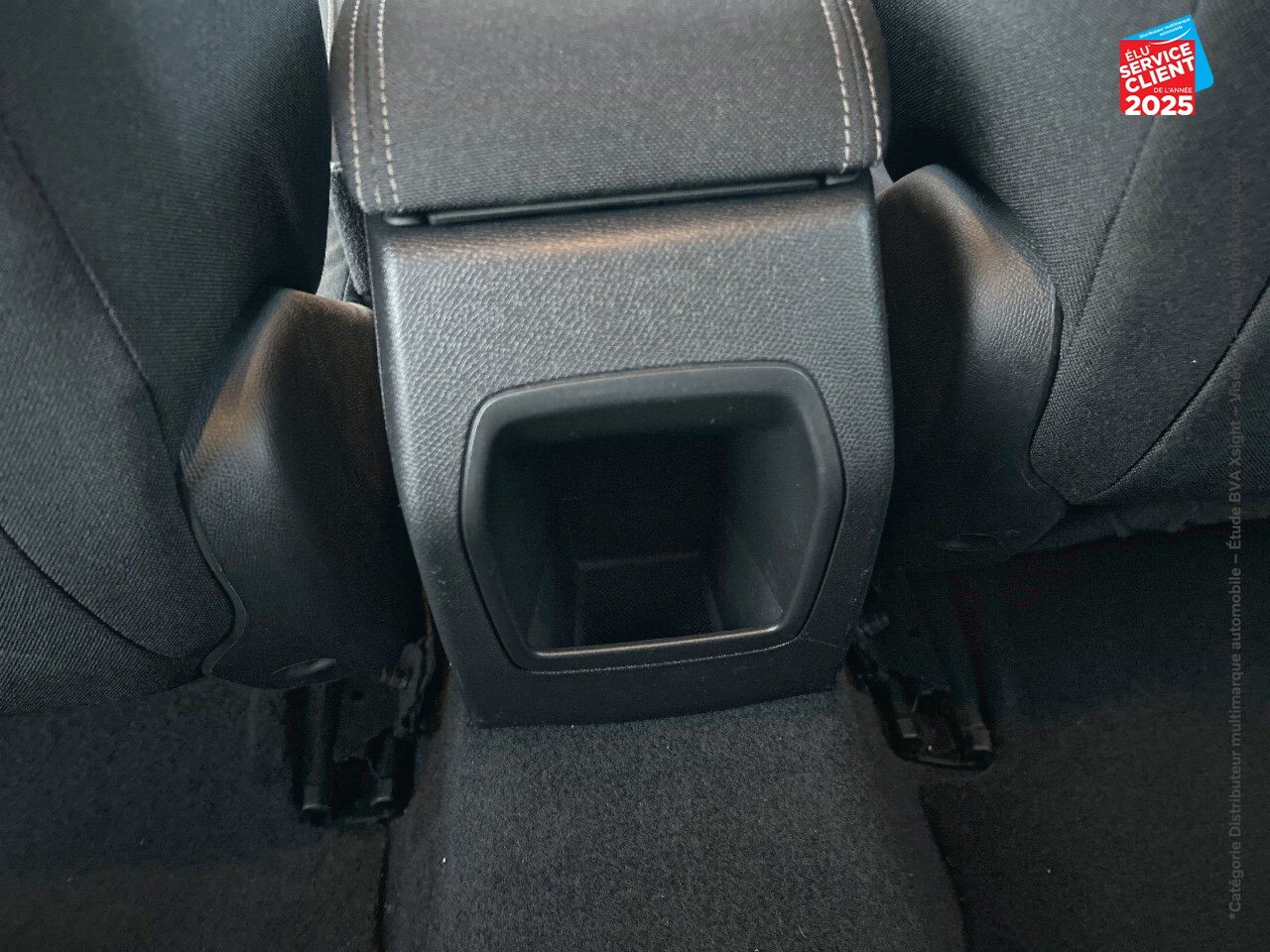 Véhicule d'occasion PEUGEOT 308 SW 1.2 PURETECH 110CH SS ACTIVE chez Renault Sélestat