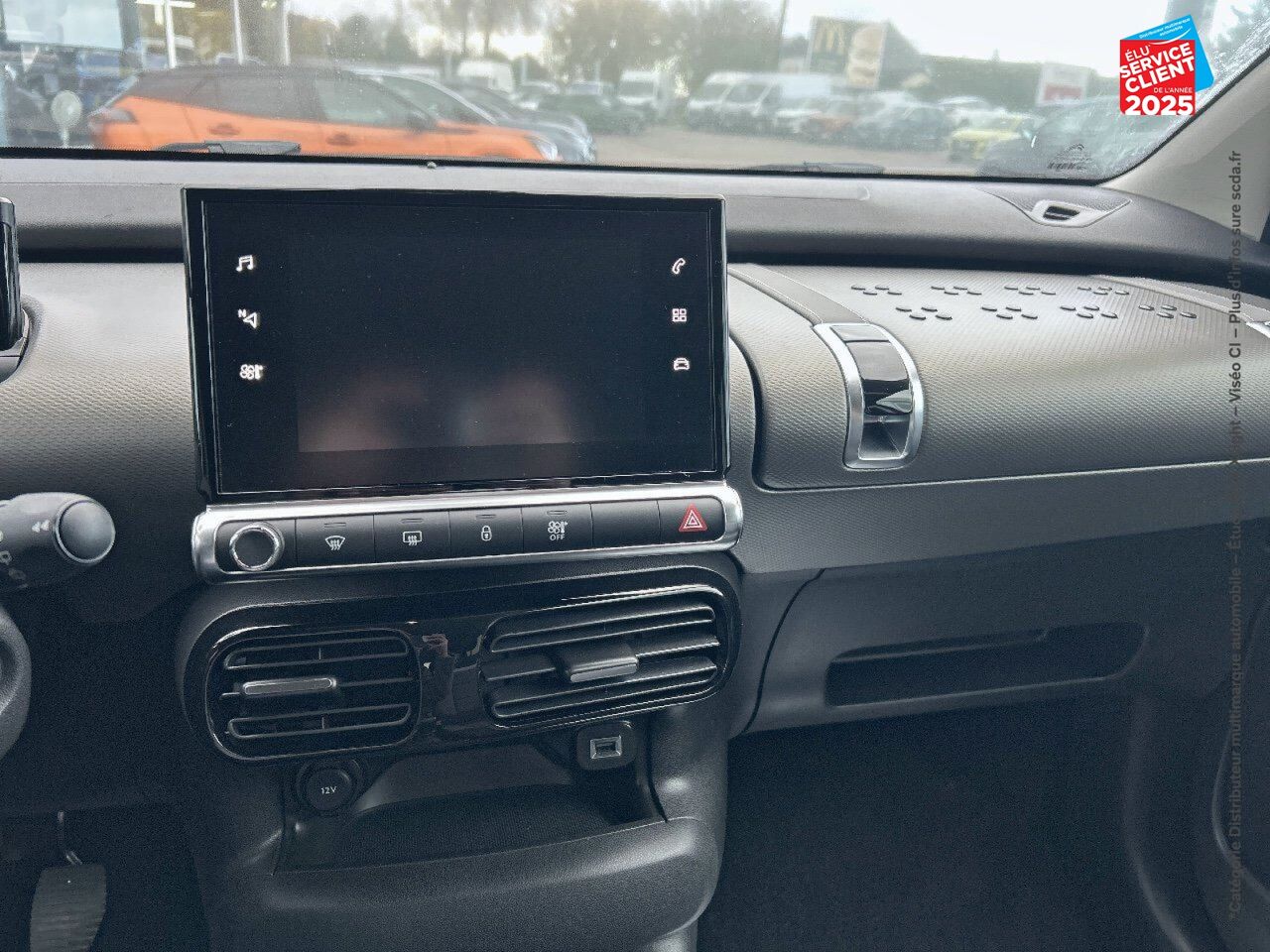 Véhicule d'occasion CITROEN C4 CACTUS PURETECH 130CH SS SHINE E6.D-TEMP chez Hyundai Reims