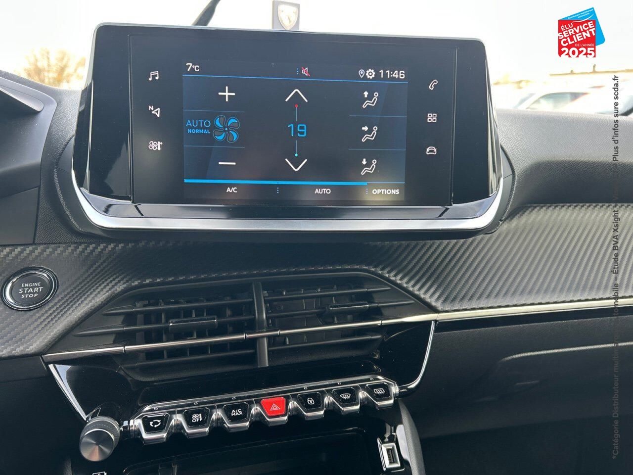 Véhicule d'occasion PEUGEOT 208 1.2 PURETECH 100CH SS ALLURE PACK chez Peugeot Reims