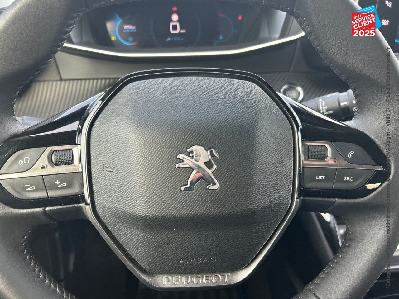 Véhicule d'occasion PEUGEOT 208 1.2 PURETECH 100CH SS ALLURE PACK chez Peugeot Reims