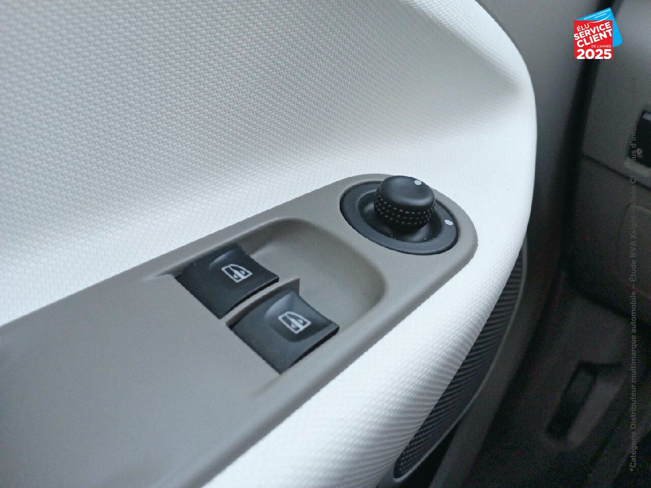 Véhicule d'occasion RENAULT ZOE LIFE CHARGE NORMALE R90 MY19 chez Renault Belfort