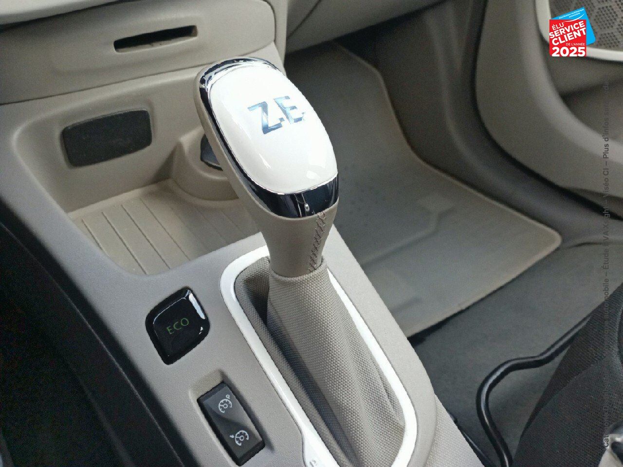 Véhicule d'occasion RENAULT ZOE LIFE CHARGE NORMALE R90 MY19 chez Renault Belfort