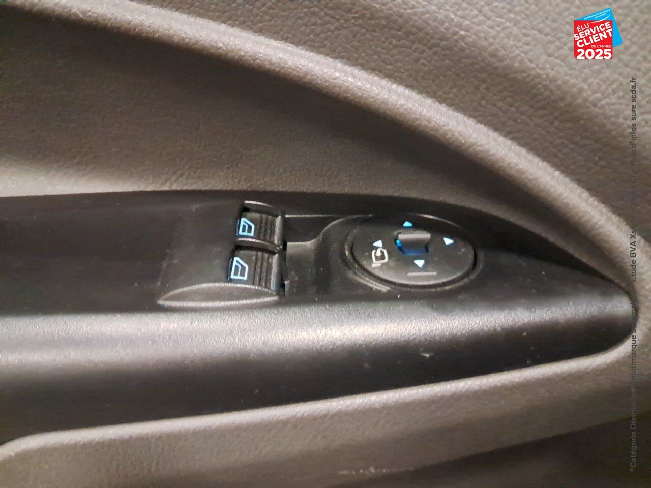 Véhicule d'occasion FORD TRANSIT CONNECT L2 1.5 ECOBLUE 120CH CABINE APPROFONDIE TREND BVA chez Toyota Bar le Duc