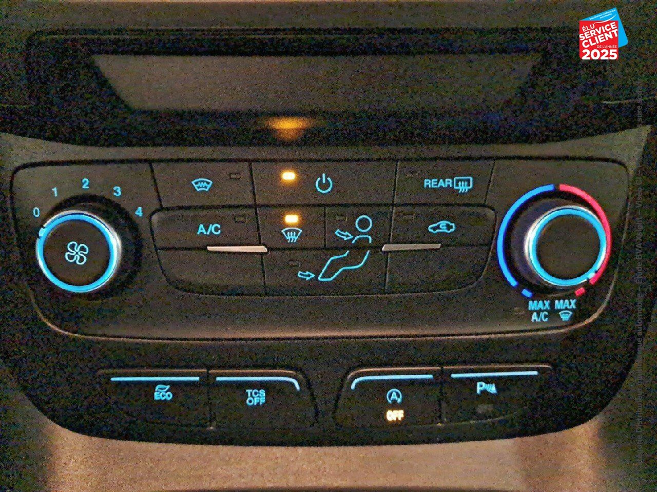 Véhicule d'occasion FORD TRANSIT CONNECT L2 1.5 ECOBLUE 120CH CABINE APPROFONDIE TREND BVA chez Toyota Bar le Duc