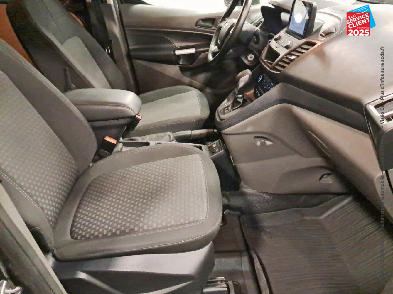 Véhicule d'occasion FORD TRANSIT CONNECT L2 1.5 ECOBLUE 120CH CABINE APPROFONDIE TREND BVA chez Toyota Bar le Duc