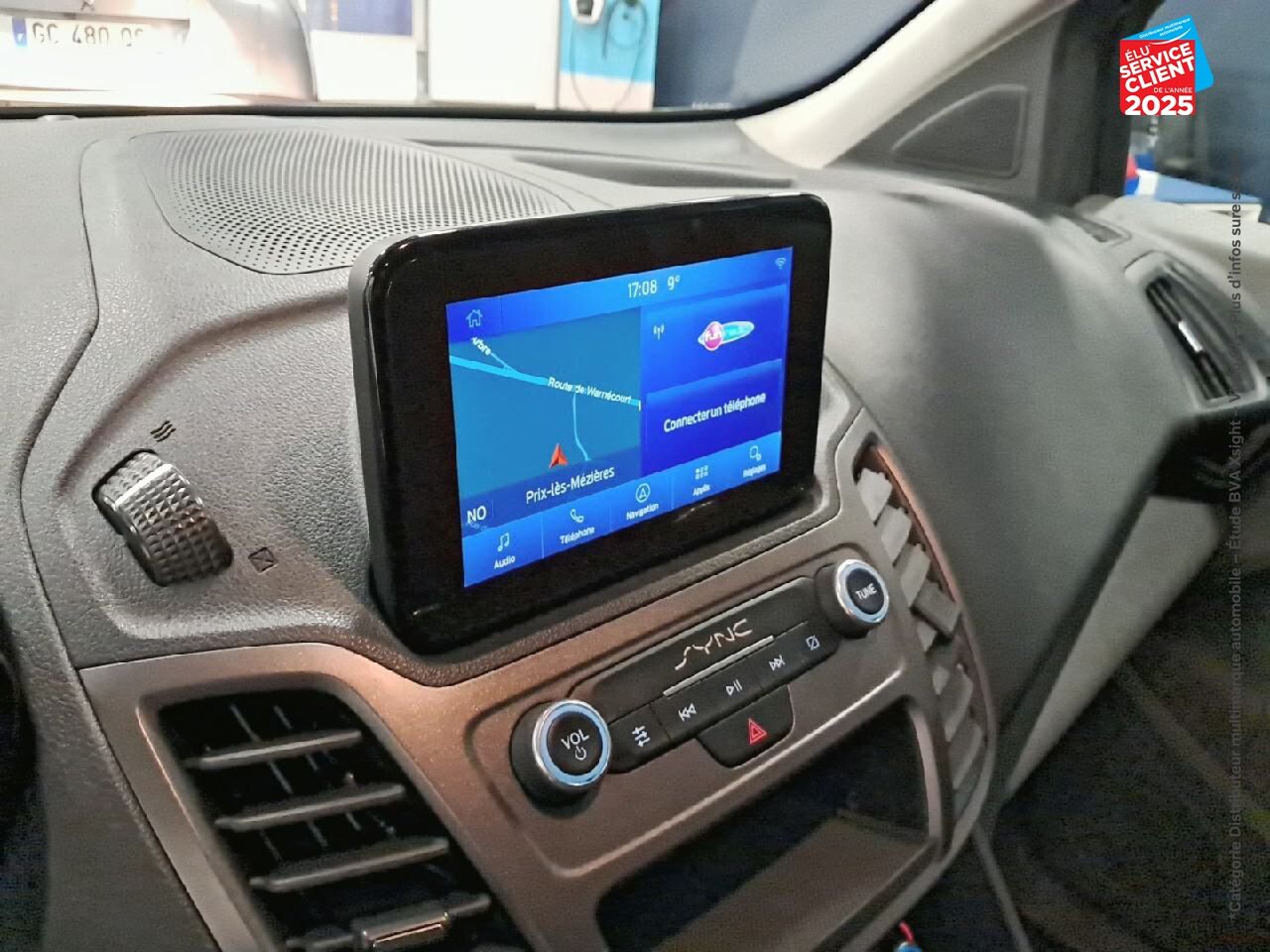 Véhicule d'occasion FORD TRANSIT CONNECT L2 1.5 ECOBLUE 120CH CABINE APPROFONDIE TREND BVA chez Toyota Bar le Duc