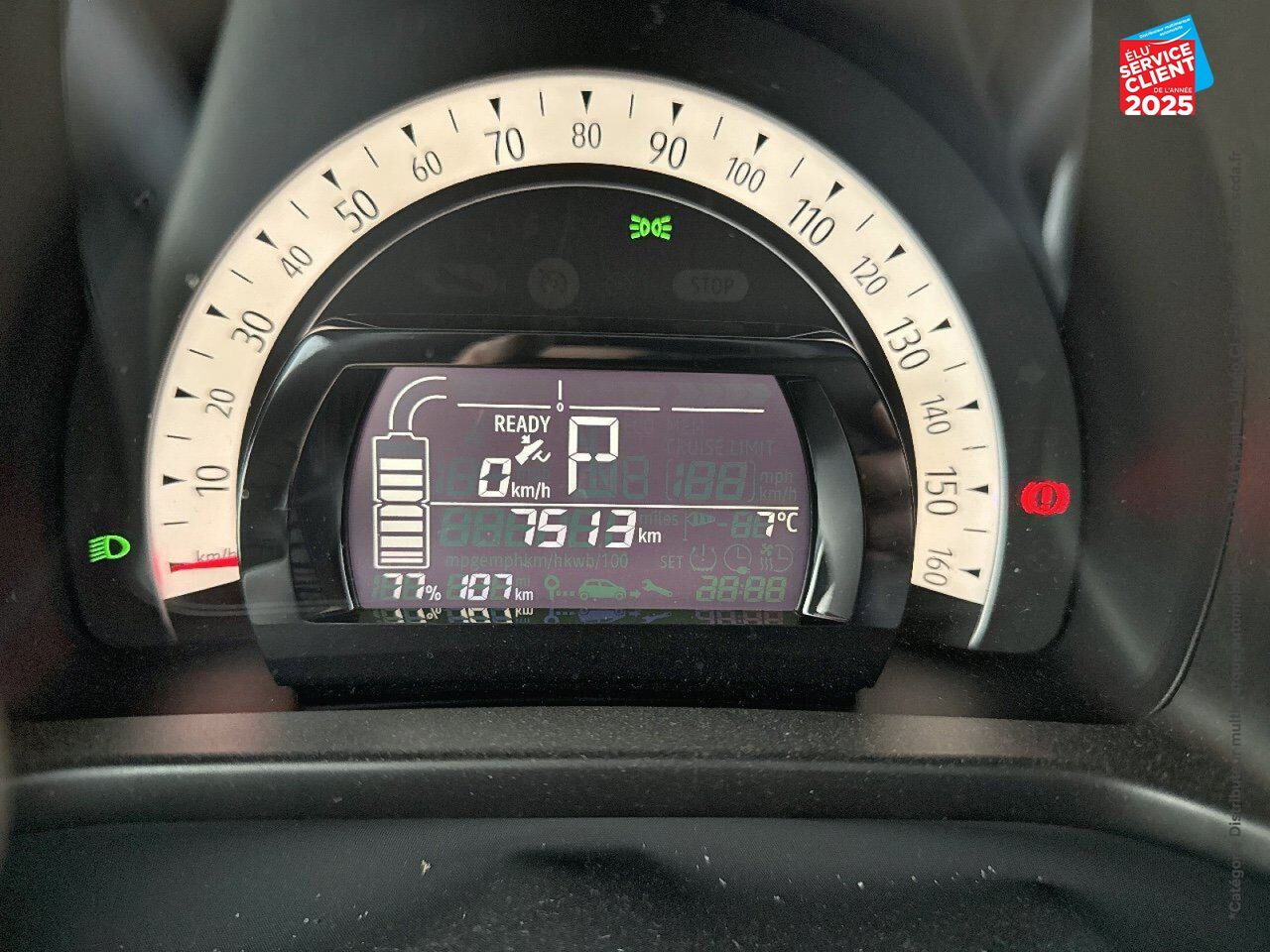 Véhicule d'occasion RENAULT TWINGO E-TECH ELECTRIC TECHNO R80 ACHAT INTEGRAL chez Hyundai Chalons