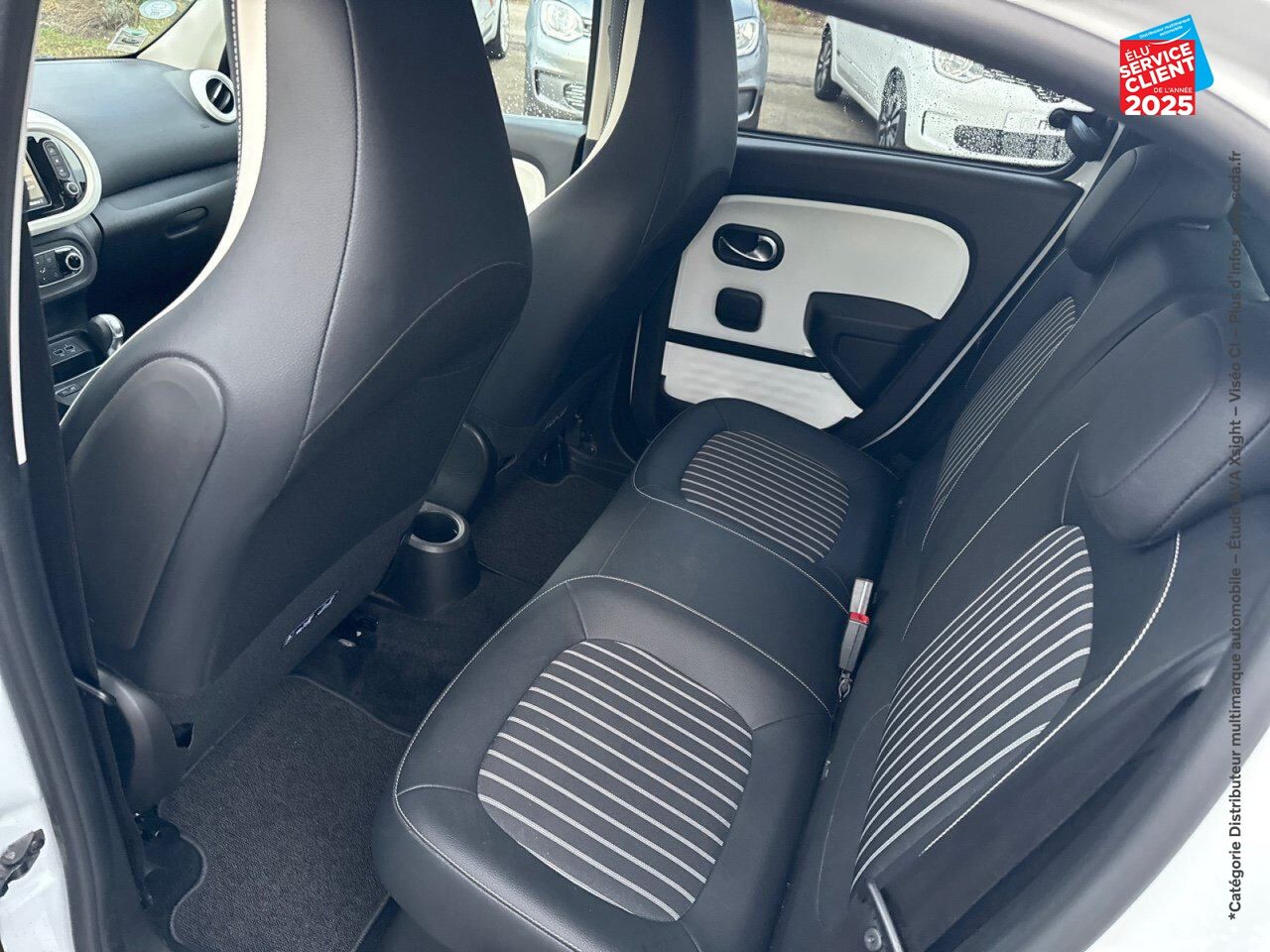Véhicule d'occasion RENAULT TWINGO E-TECH ELECTRIC TECHNO R80 ACHAT INTEGRAL chez Hyundai Chalons